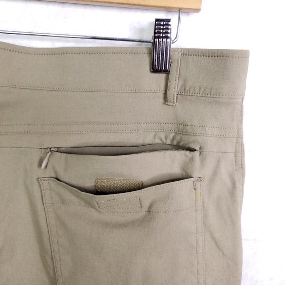 Gerry Men's 38x30 (Really 38x28) Long Cargo Hiking Outdoor Pants Tan Fishing - Picture 7 of 8